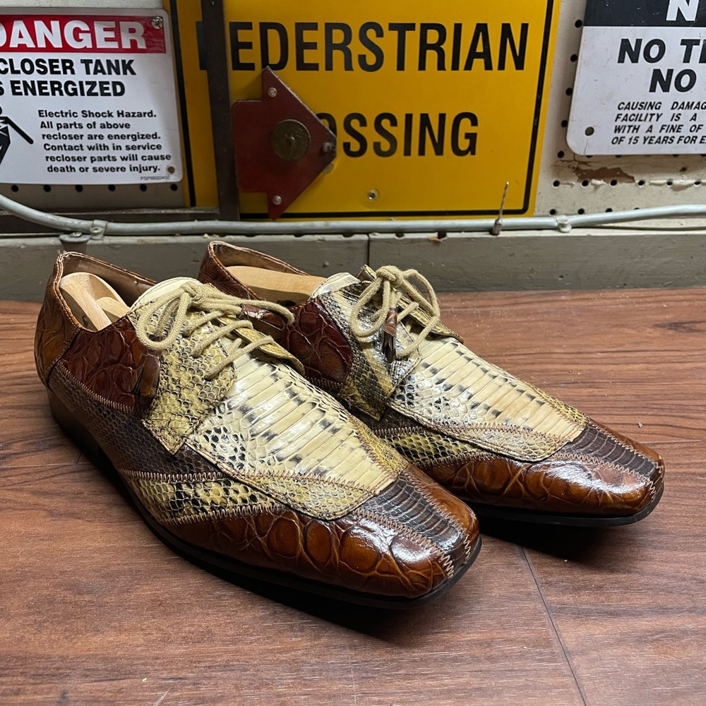 Snakeskin dress shoes